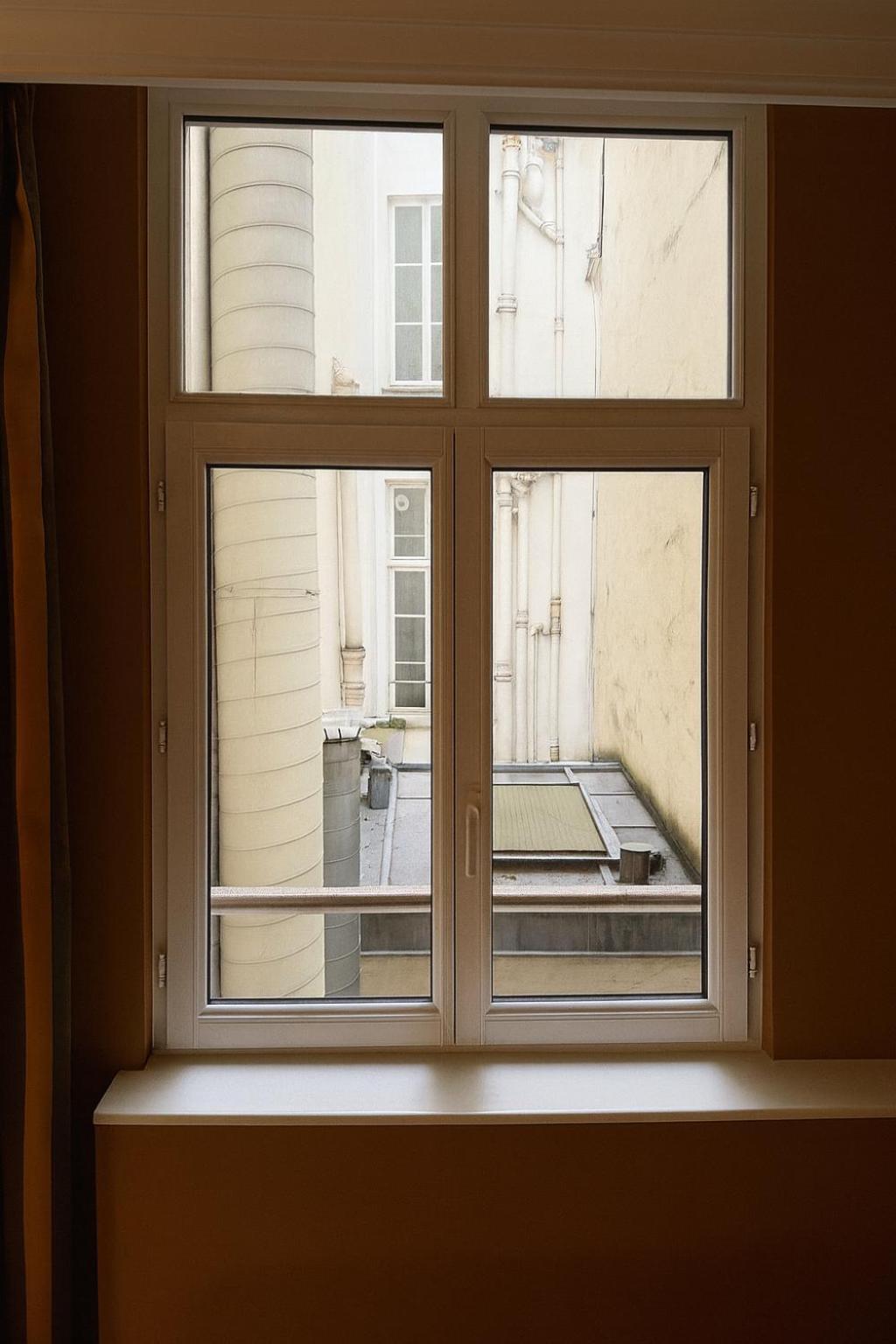 Hotel 85 Saint Honore Paris