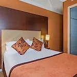 85 Saint Honore 3* Parigi
