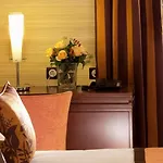85 Saint Honore 3* Parigi