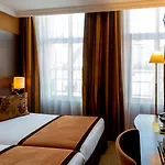 Hotel 85 Saint Honore Parigi