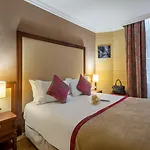 85 Saint Honore 3* Parigi