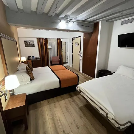 85 Saint Honore Hotel Paris